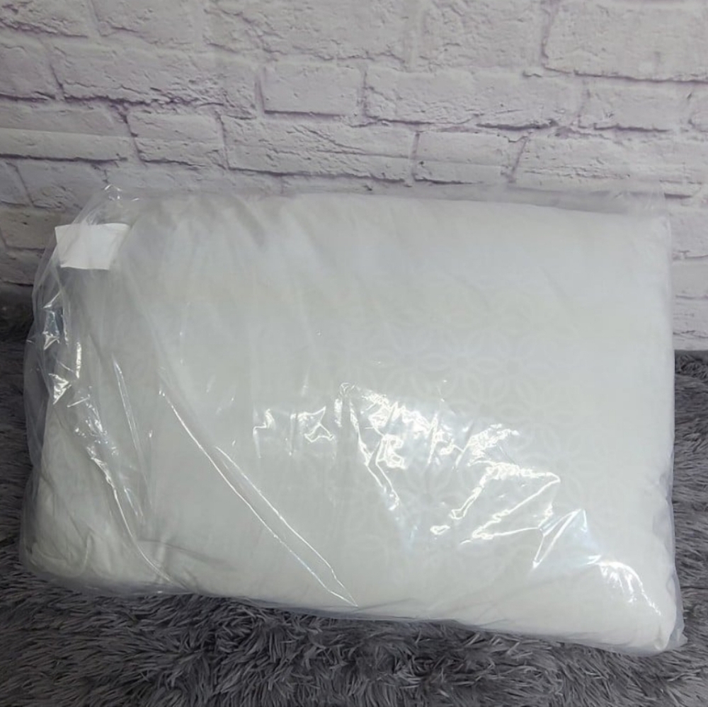 Home Design Twin Pack Jumbo White Pillows - Picture 4 of 6